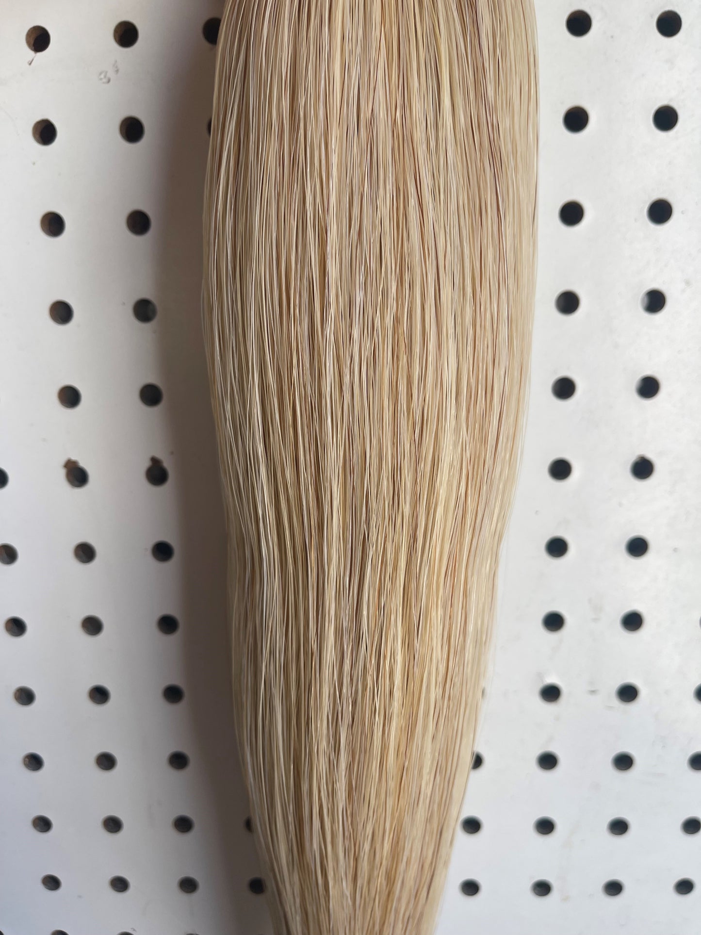 Light Flaxen Sorrel Horse Tail Hair