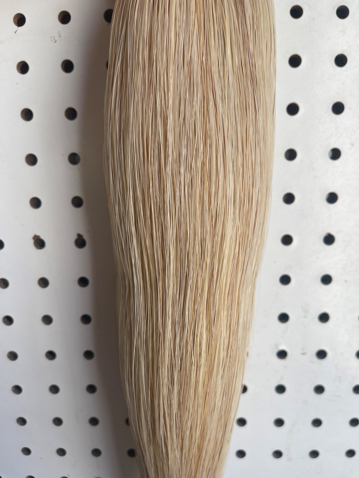 Light Flaxen Sorrel Horse Tail Hair