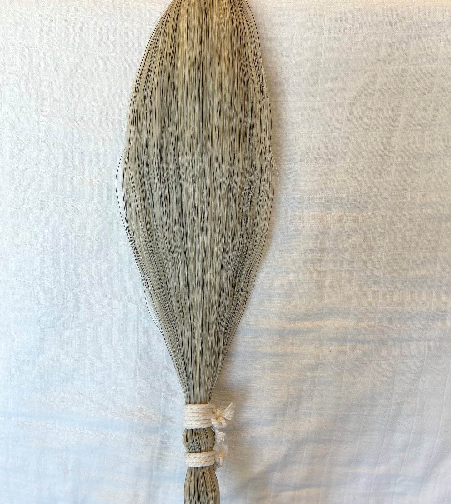 Extra Light Gray (w/ Cream White) Horse Tail Hair