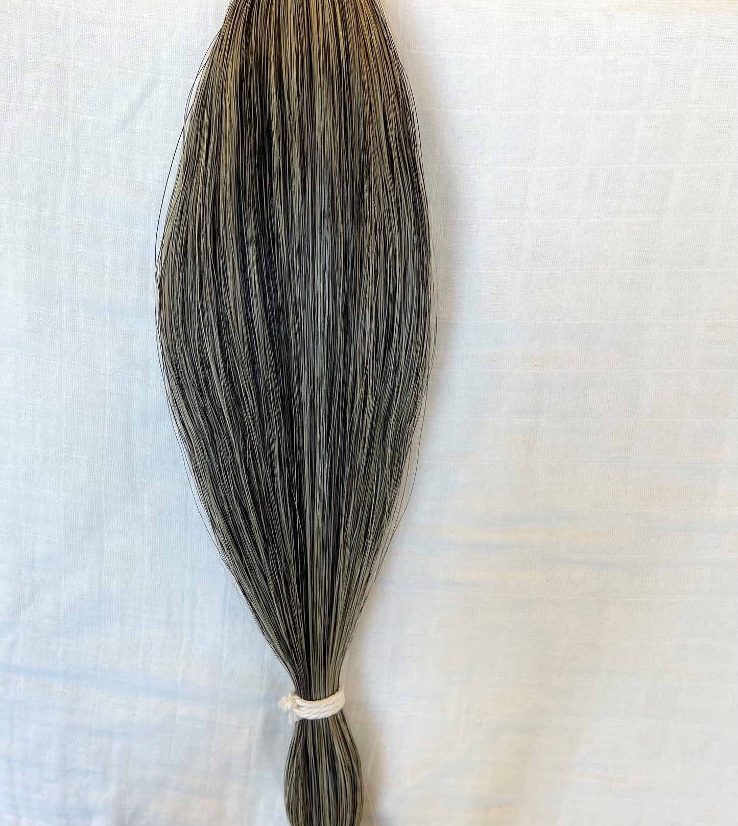 Medium Gray Horse Tail Hair